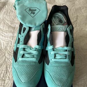 ASICS x Ronnie Fieg x Diamond Supply Gel-Lyte Saga “Tiffany”